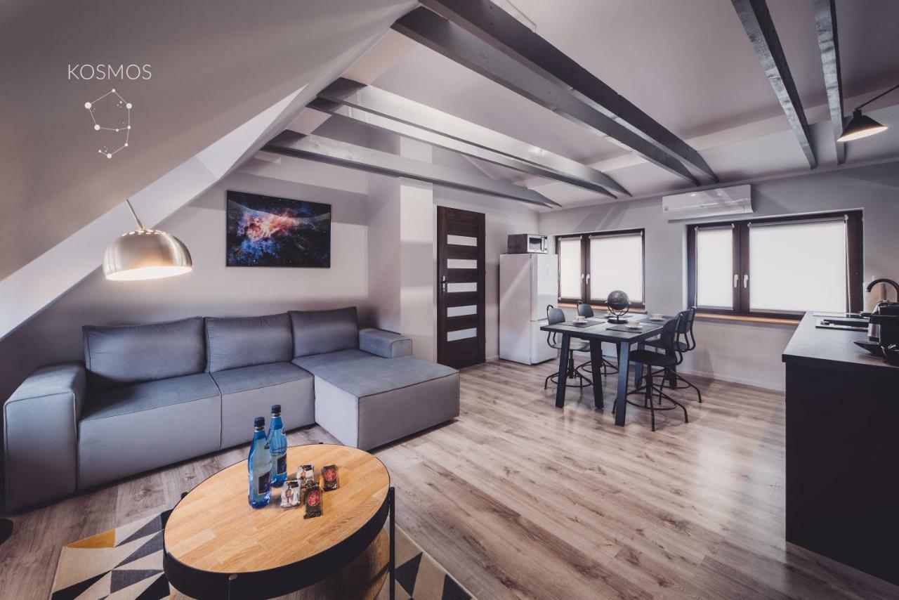 Kosmos 9 - Astro By Rentoom Apartment